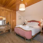 Montblanc Alpine & Sauna Retreat - Happy Chalet