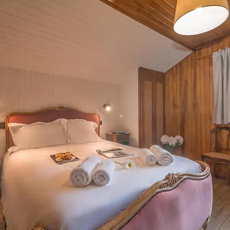 Σαλέ Montblanc Alpine & Sauna Retreat - Happy