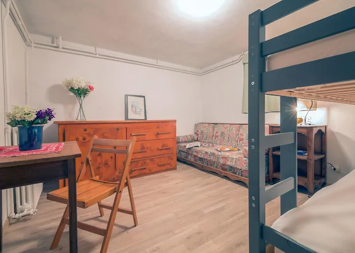 Montblanc Alpine & Sauna Retreat - Happy Chalet *