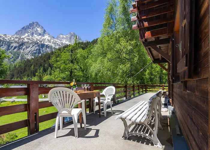 Montblanc Alpine & Sauna Retreat - Happy